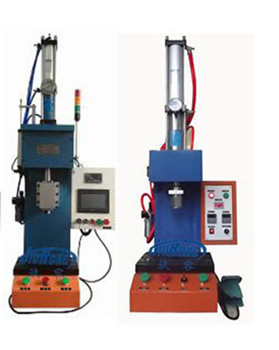 哪些因素會影響鉚接機的價格？