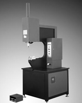 液壓鉚接機鉚接后出現(xiàn)裂紋的原因有哪些？