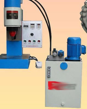 沒有鉚釘連接的無鉚釘鉚接機如何調(diào)試？