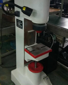 為何越來越多的客戶選擇自動鉚接機(jī)？