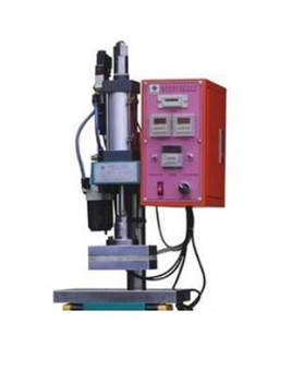 氣壓鉚接機(jī)怎么調(diào)壓力？丹峰機(jī)械科普！